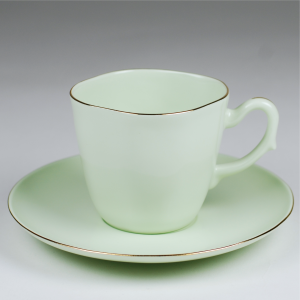 Filiżanka Anna Maria kawa/herbata z dekoracyjnym złotym paskiem – szmaragdowa porcelana